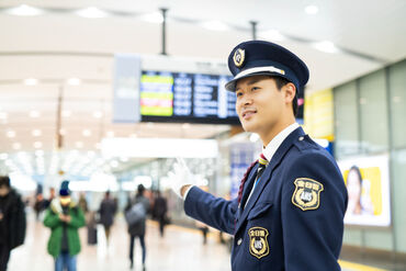 株式会社全日警　横浜支社 新横浜駅や新幹線車内・沿線エリアでの警備業務をお任せします。
月収34万円以上も可能！各種手当充実♪