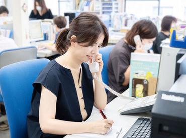 40～50代のスタッフが多数活躍中！
気さくで話しやすい方ばかりなので、
分からないことも気軽に相談できますよ♪