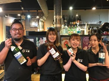 年代の近いスタッフ同士だから
友達のように何でも話せて、
ミスをしてしまっても前向きにフォロー♪
