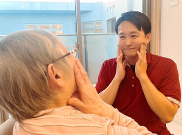 利用者さんの生活のサポートをお願いします。
イチから丁寧に指導するので、未経験・ブランク復帰さんも安心ですよ♪