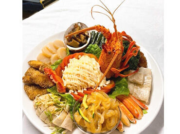 嬉しいまかない付き★
お仕事を終えた後には美味しい料理が食べれます◎
お財布にも優しい♪