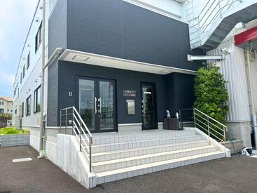 三峯株式会社　大府北崎センター 新拠点ですのでとってもきれいな職場です。