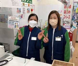 ローソンストア100 早稲田鶴巻町店 まずは元気な「いらっしいませ」から！
あなたの素敵な笑顔と接客をお客さまに届けていきませんか。
店長に挑戦したい方大募集！