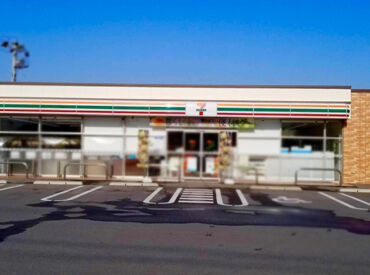 セブンイレブン 八代井上町店 朝9時～17時まで、土日祝日に勤務できる方を募集。レジ経験がなくても大丈夫。その人にあったトレーニング期間を設けます。