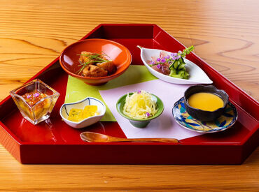 京都祇園で培った「味わい」「技」と「おもてなし」の精神をご提供。