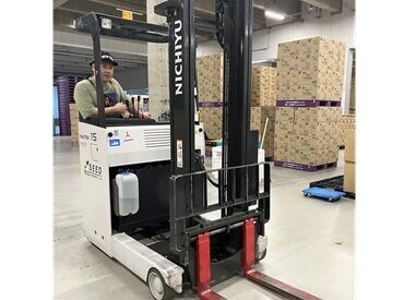 株式会社ロジ・クム お仕事内容は簡単な仕分け作業です♪
扱うものはスーパーなどでよく目にするもの！
重労働もないので安心です◎