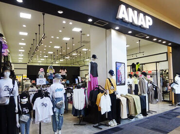 ANAP　イオンモール宮崎店 アパレルブランド【ANAP】
わたしたちと一緒に働きませんか？
トレンドアイテムのほか、
ベーシック～遊び心あるアイテムまで♪*