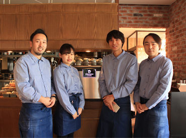 フリーマンカフェ　渋谷メトロプラザ 「接客初めて…」でも大丈夫！
注文は二次元バーコードでスマホからオーダーするシステム◎