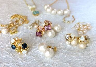 ゚*。☆ NEWスタッフ募集 ☆。*゚
クリスタルジュエリーSHOP♪
日払い・週払いあり◎