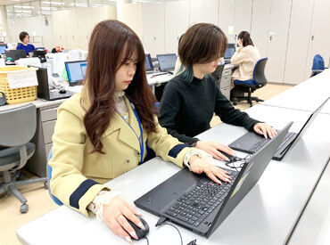 ライフカード 株式会社　EDAセンター【E10】 駅から徒歩圏内◎
髪色ネイルなどオシャレOK！
20～50代女性活躍中★
履歴書不要＆web面接でラクラク♪