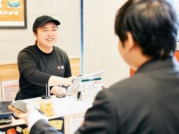「久しぶりに働きたい！」という方も応援！
未経験でも丁寧サポートがあるから安心♪
新しい一歩をここから始めよう！