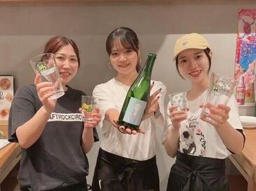 CRAFTROCK BREWPUB&LIVE ＼オシャレに関しても本当に寛大！！！／
派手派手でも、全然浮くことナシ★
個性を活かして働けるのが魅力の1つです♪