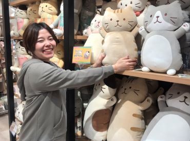 HAPiNS　マルイファミリー溝口店 ＼雑貨が好きな方歓迎！／
「ありがとう」「また来るね」など
お客様と距離が近いからこそやりがいを実感しやすいんです♪