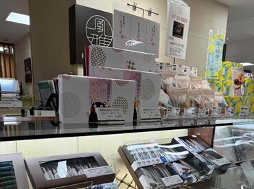 当店にはおいしいお菓子がたくさん！
社員割引でお安くゲットできるのも
うれしいポイントです☆
自分へのご褒美にもぴったり！