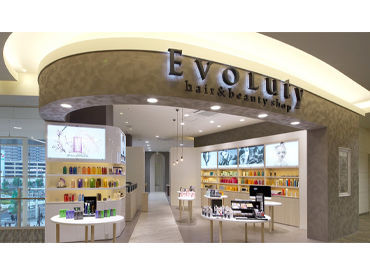 ≪オシャレサロンで働きませんか？≫
みなさんに愛されて、なんと関西に10店舗展開中★
安心・安定して働ける環境です◎