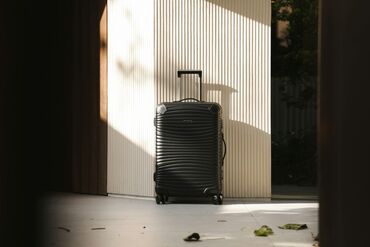ファッション人材リンク株式会社【FJL】 ﾟ*｡☆ NEWスタッフ募集 ☆。*ﾟ
20～50代の男女スタッフ活躍中！
販売経験を活かせるお仕事
ブランクがあってもOK