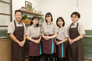 693_デニーズ大須店 まずは簡単なことから慣れていきましょう♪わからないことはスグに聞ける環境です◎