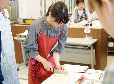 しずてつストア　入江店 交通費もしっかり支給されるため安心♪
シフト制のため事前に休みたい時はきちんと休めます◎