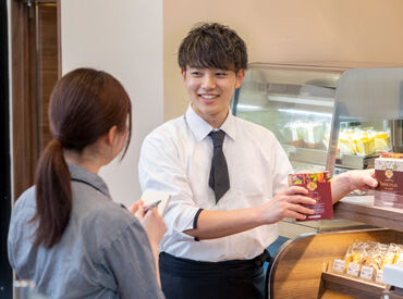 「学校帰りに働きたい！」「しっかり稼ぎたい！」
「子どものお迎えまでの時間で！」など…都合に合わせて働き方を調整します◎