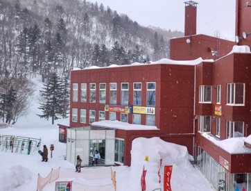 株式会社スコット【勤務先：札幌国際スキー場】 〈新しい仲間を募集します〉
「来月から」など勤務開始日はお気軽にご相談ください♪皆様からのご応募をお待ちしております◎