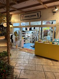記念すべき沖縄1号店のお店です★
お店をどんどん盛り上げてくれる方大歓迎！！
アルバイト→店長やマネージャーも目指せます★