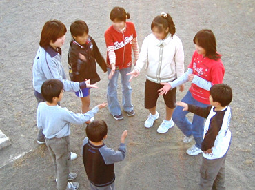 東松山市学童保育の会 子ども達はみんな遊ぶことに一生懸命♪見ているだけでパワーをもらえます＊やりがいのあるお仕事です★