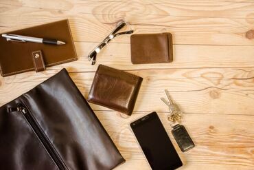 ファッション人材リンク株式会社【FJL】 ﾟ*｡☆ NEWスタッフ募集 ☆。*ﾟ
バッグや時計などのセレクトショップ♪
20～30代男女活躍中◎