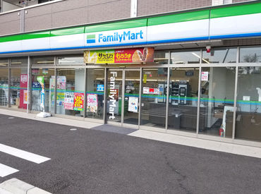 全時間帯で募集しておりますので
アナタに合った働き方がきっと見つかる♪
ご希望は聞きますので
何でも相談してください★

