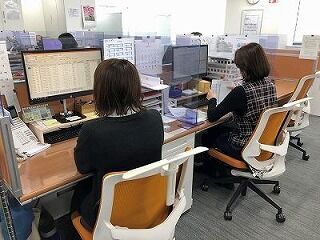 たくさんのスタッフが活躍するロジスティードグループならでは!
様々な年代の人との新しい出会いもやりがいの一つに★