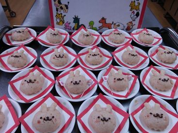 子どもたちの思い出に残るような美味しい給食を作る、やりがいあるお仕事です♪
作業はカンタン！