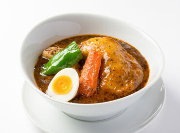 絶品！人気のスープカレーがまかないで♪*
らっきょのスタッフだけが食べられる
オリジナルカレーです!!