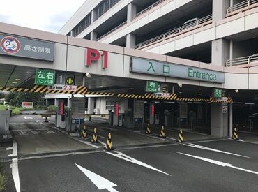 管理室内での座り仕事がメイン◎
難しい操作などはないのですぐに慣れます！