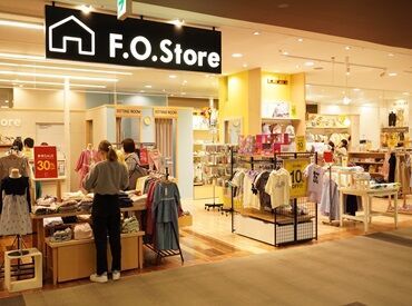 F.O.Store イオンモール茨木店 アルバイト≫フルタイム≫契約社員≫正社員
どんどんステップアップできる環境も整っています★