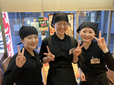 越後秘蔵麺　無尽蔵　昭和家 ・まかないで食費節約
・学校と両立できる自由シフト
・接客スキルが身につく etc...
学生さんに嬉しいポイントいっぱい！