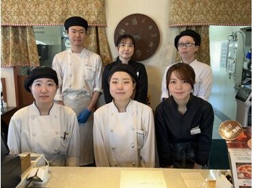 ＼週1日～＆1日3h～OK／
シフトは1週間ごとの作成です♪
無理のない範囲でバイトしましょう!!
土日のみの勤務も歓迎です★