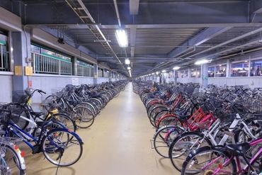 横浜市s&cパーキング共同事業体 ※勤務地：青葉台エリア ＼穴場バイト★／
超簡単なレアwork！
学生～フリーターまで大歓迎♪
☆髪色も自由☆

※写真はイメージ※
