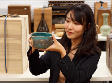 株式会社毎日オークション ＜貴重な経験が積めます＞
芸術に興味のある/アートが好きな方歓迎！