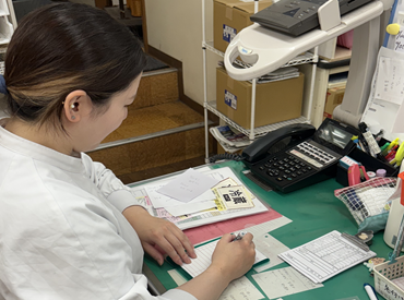株式会社鳥栄 事務業務から電話・来客対応までをお任せ！
PCの扱いに自信がないという方も
丁寧にお教えしますよ♪
※画像はイメージです