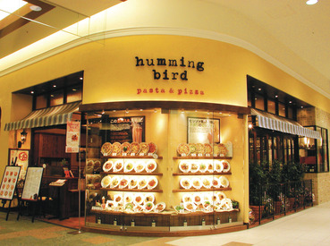 ――humming bird 石巻――
開放的でオープンな店内は
西洋イタリアのオシャレな雰囲気です◆
