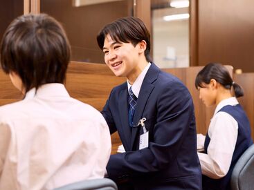大学受験ナビオ 新越谷校(栄光ゼミナール) 一度に教える生徒は最大2人まで。未経験でも始めやすい個別指導です♪大学生～主婦層まで幅広く活躍中です！