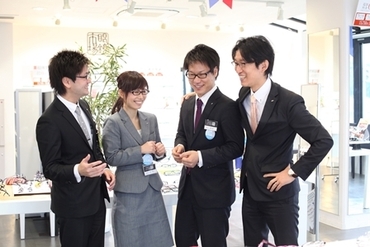 契約社員も同時募集中!!詳細は「シフト勤務時間欄」をcheck★