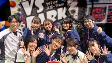 VS PARK 　ＷＩＴＨ　Ｇららぽーと福岡店 お仕事が初めてでも大丈夫♪
優しい先輩がしっかり横について教えます！
入社時に実際に体験できるので、お客様への説明も安心◎