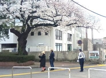 株式会社ウィズハートセキュリティ ≪千葉で地域密着のお仕事≫
「直行直帰OKがいい！」
「最寄りで働きたい！」
「週2だけ働きたい！！」etc…
ご希望叶えます◎