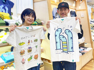 T-SHIRT-YA.COM　国際通り店 ＼無地Tシャツに飽きたよ／
そんな方におすすめなアパレル店★
一目惚れした商品は社割購入もできます◎