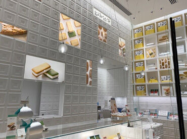 HONMIDO GINZA SIX店 銀座発祥の新ブランドHONMIDO（本実堂）。
ギフト向けのオシャレなお菓子を多数展開しています♪