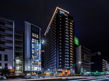 アパホテル（APA HOTEL）〈東新宿 歌舞伎町タワー〉 ＼スキマ時間を有効活用／
高時給だから効率よく稼げる！
昇給/社保完備/正社員登用
…大手ならではの高待遇◎