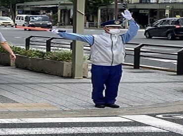 アーキスプランニング株式会社　警備本部 駅近の商業施設なので、安心して勤務頂けます◎
学生の方も多数活躍中♪
面接時の職場見学も可◎