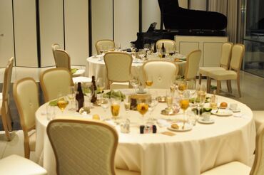 ホテル内には結婚式場も♪
晴れの舞台を演出するスキルも身に着けられます◎