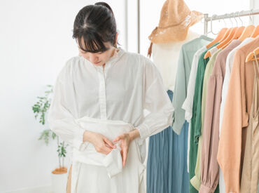 ＜鳥栖プレミアムアウトレット＞
国内外の有名ブランドが鳥栖に集結！
解放感あふれる空間で
一日中お買い物が楽しめます！