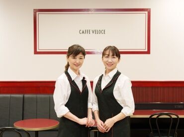 カフェ・ベローチェ 代々木三丁目店 カフェバイトの醍醐味と言えば
"ドリンク作り"♪
ベローチェは季節のメニューも多くて
いろんなドリンクを作れるようになります*
